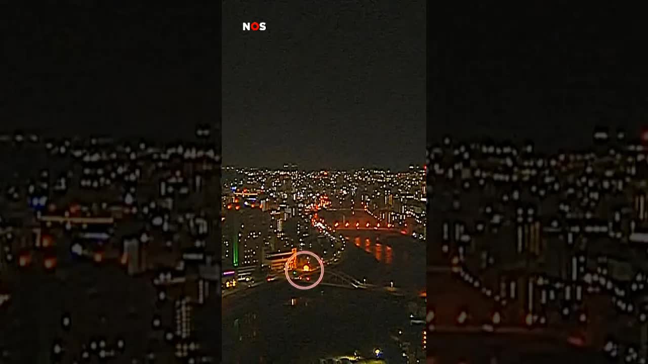 Brandende foodtruck rijdt zelf naar de brandweer. #jeugdjournaal #foodtruck #brand