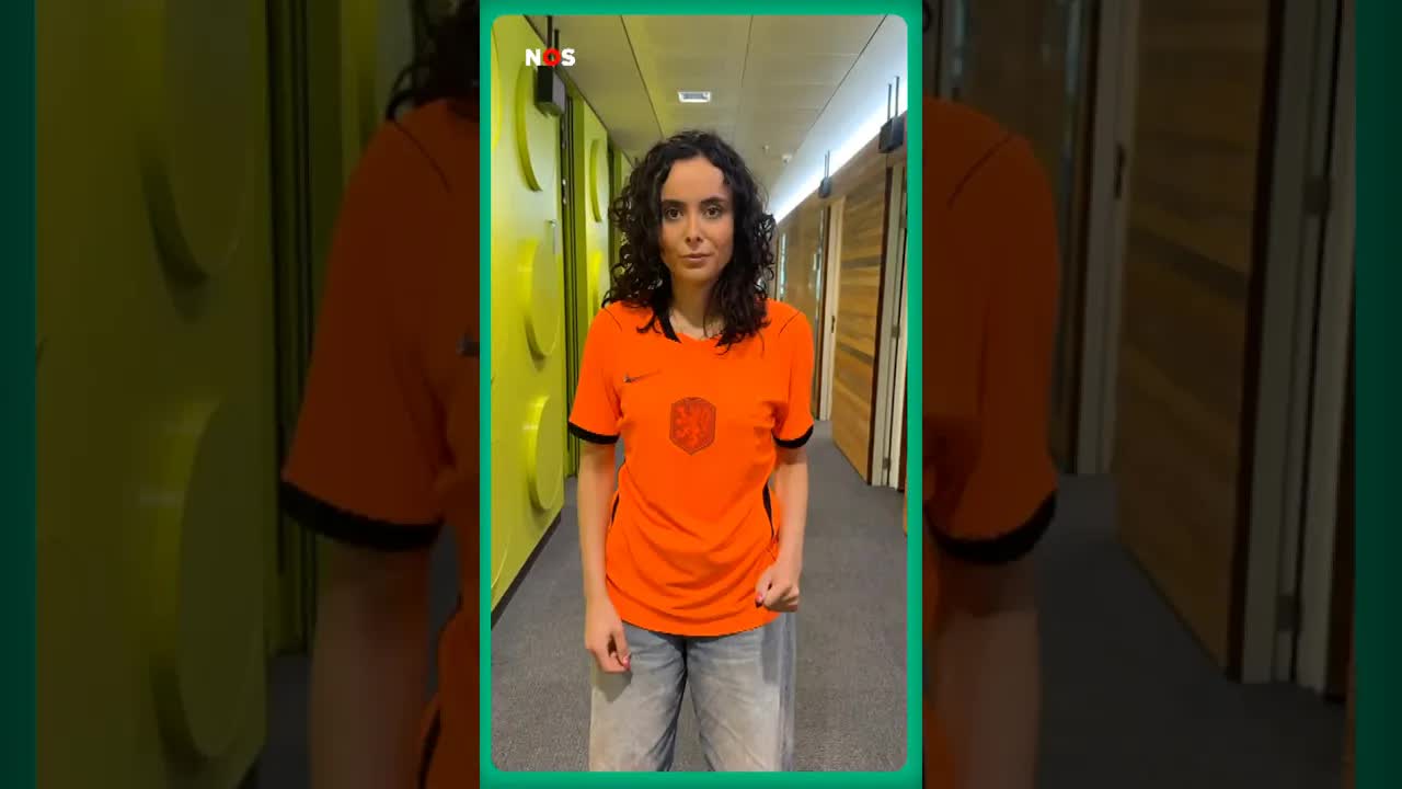 Welk voetbalshirt vind jij het mooist? #jeugdjournaal #voetbal #shirts #oranje #wk