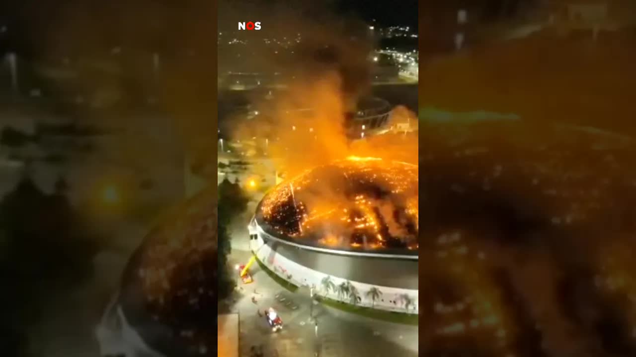 Olympisch vuur: Grote brand op dak van olympisch stadion