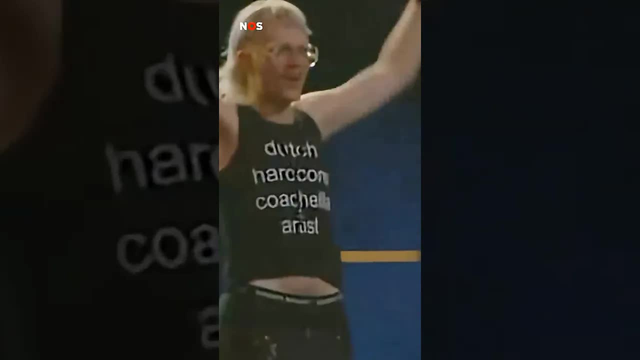 Joost Klein zingt en springt op festival Coachella