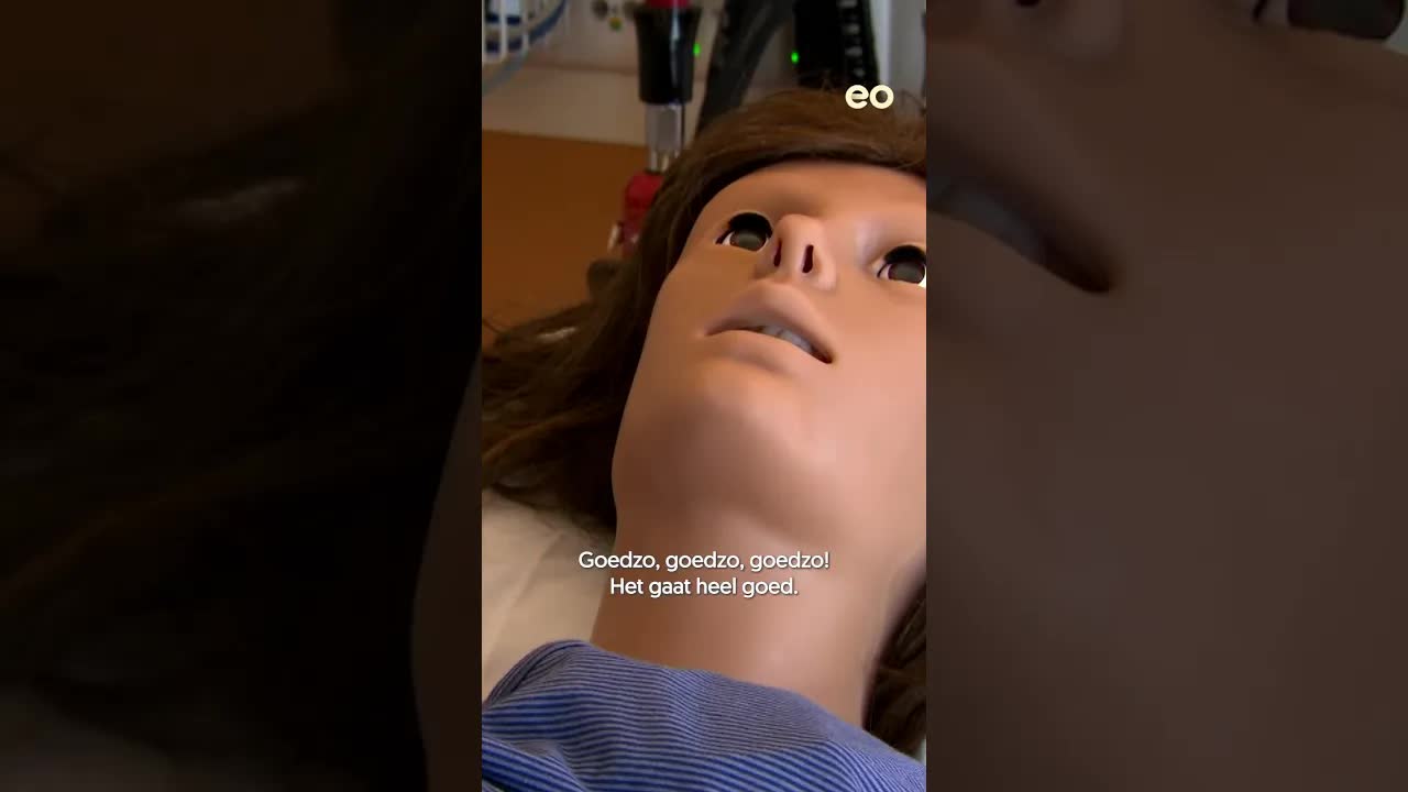 ELBERT HELPT BIJ EEN BEVALLING 😱👶| TOPDOKS