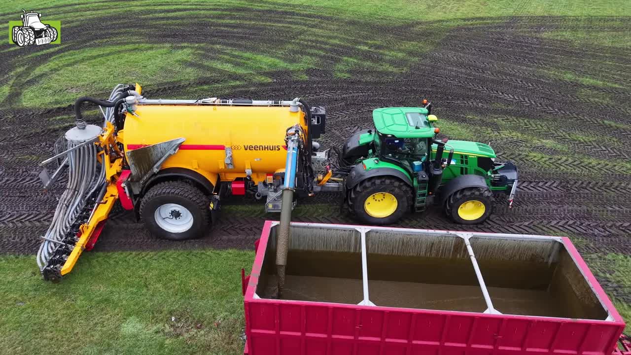 Eerste rondje van het jaar: check! Loonbedrijf Gerrits uit Zwinderen John Deere 6230R met Veenhuis