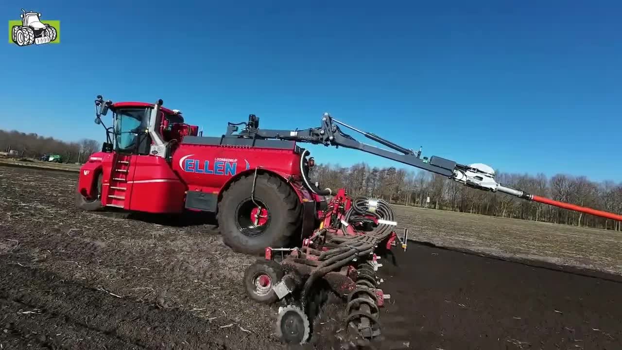 Vervaet Hydro Trike in sleepslanguitvoering op bouwland Loonbedrijf Ellen Klazienaveen