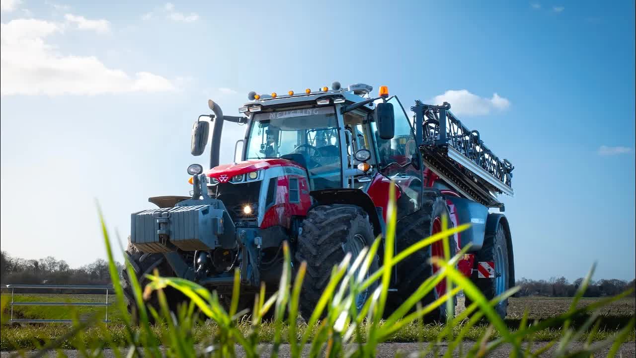 Moderne landbouw op z’n best | Massey Ferguson 7S 210 met Horsch Leeb