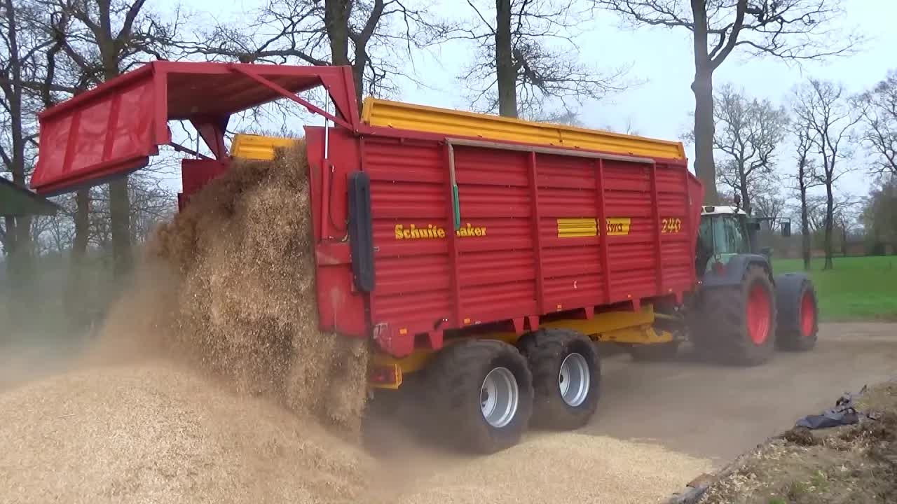 Oude Lashof chopping miscanthus